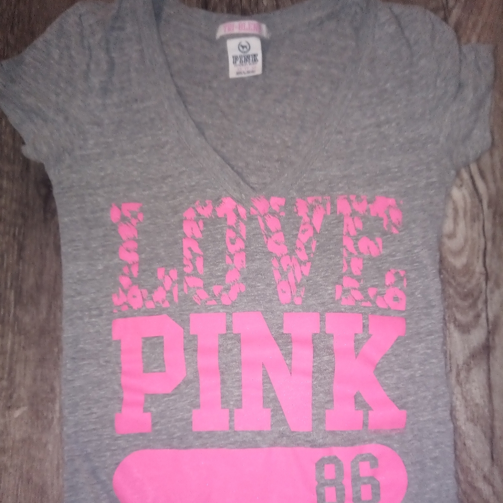 Love pink V-neck shirt